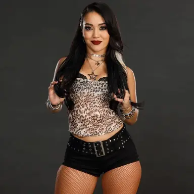 Profile image of Roxanne Perez