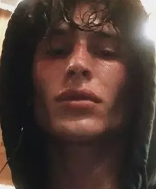 JumpyBaby1235의 ENEMIES TO LOVERS