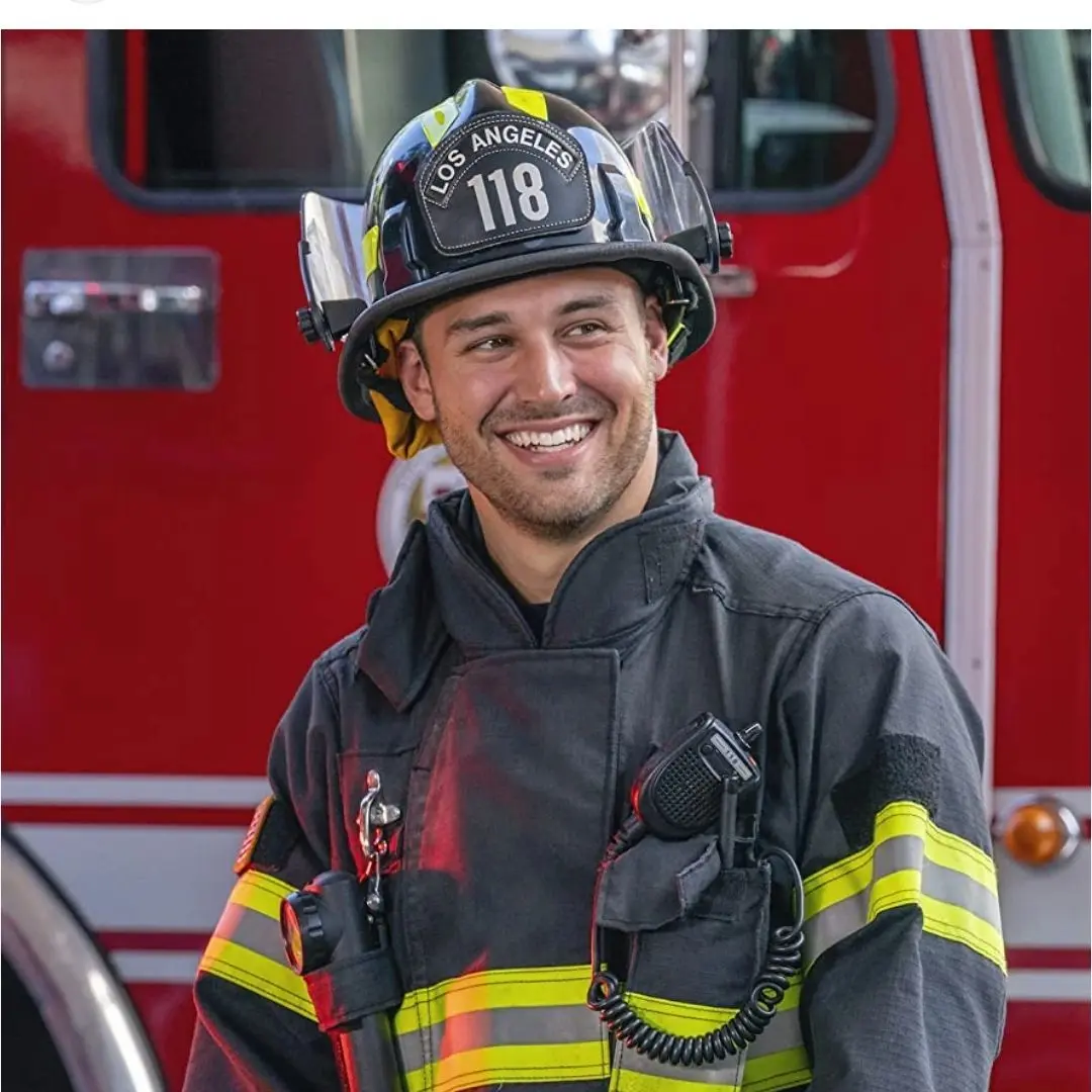 StumpyNeck7498의 Off-Duty Hero