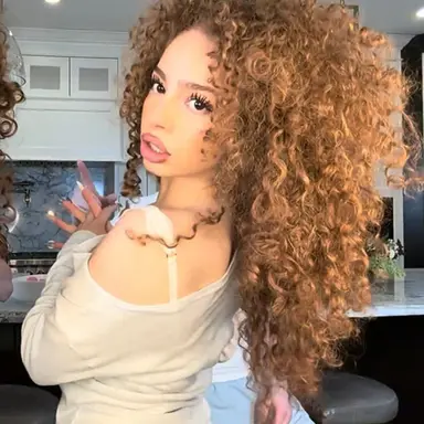 Profile image of Eliana Kalogeras