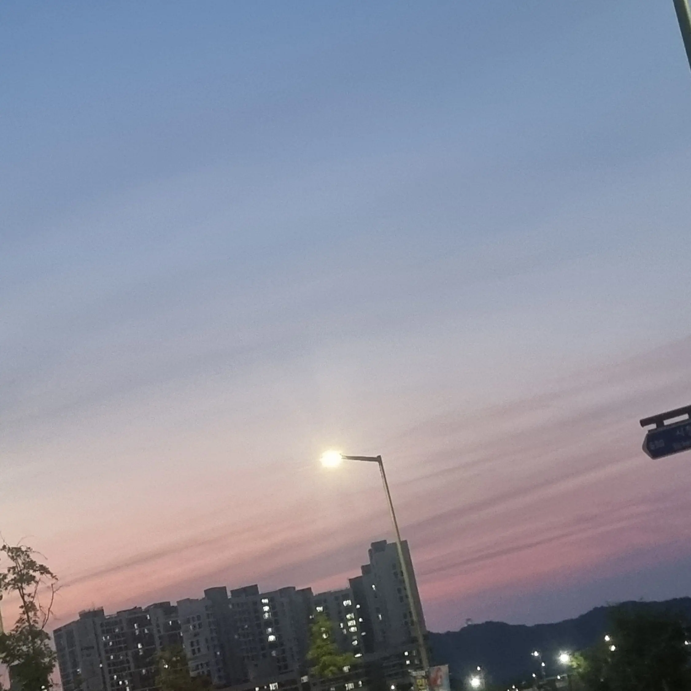 neiah_0m_Aug.26의 .X