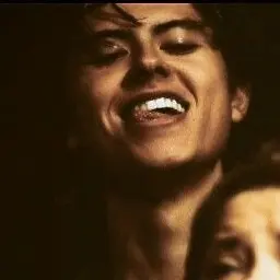 FrailOlm1482의 Love me harder