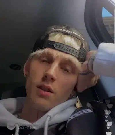 SleazyCrew2410의 Machine Gun Kelly