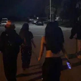 ActiveFrog7851의 Boy Best Friends