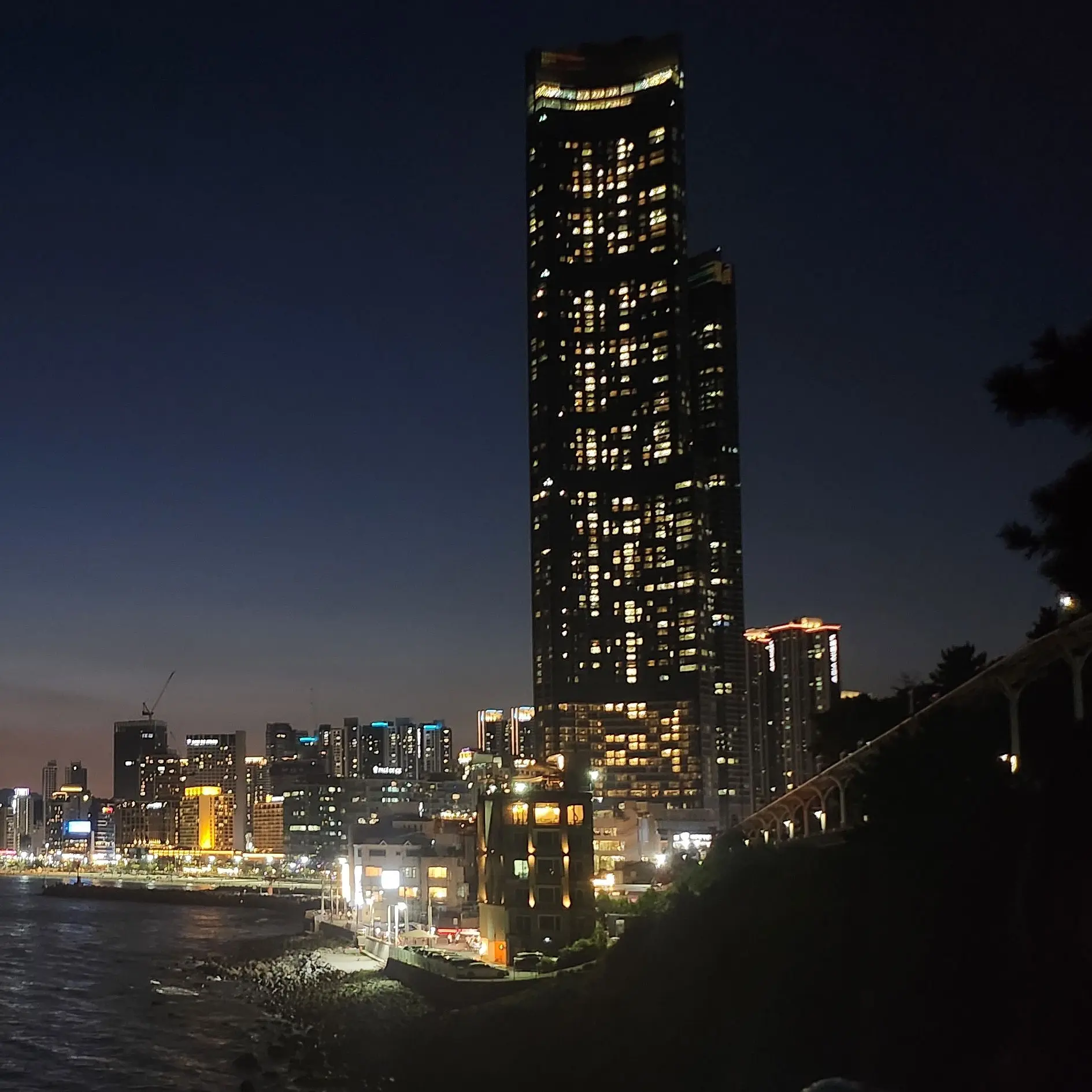 AstuteCap0858의 찐따 캇와 일진믿