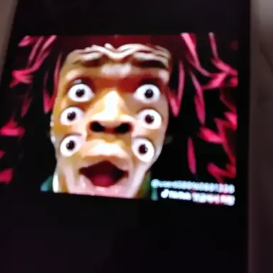 Profile image of 꽁꽁얼어붙은한강위로