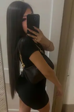 Profile image of izzyy