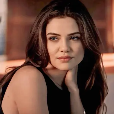 Profile image of Davina Claire