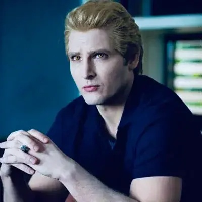 AbleGrebe2393의 CARLISLE CULLEN