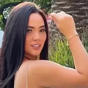 Profile image of Isabella