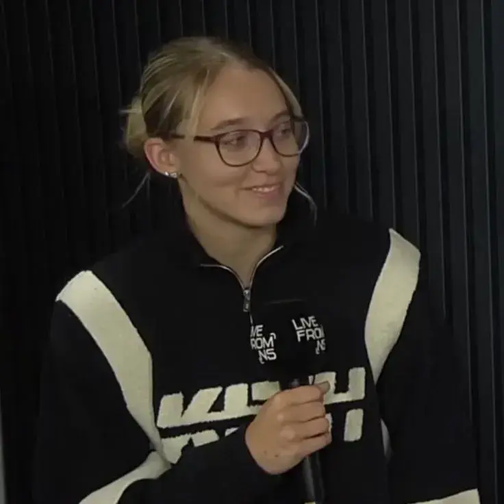 BalmyLane8443의 Chloe