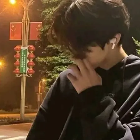 BleakBus4643의 김현욱