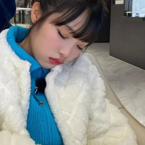 KSKS120120의 최예나
