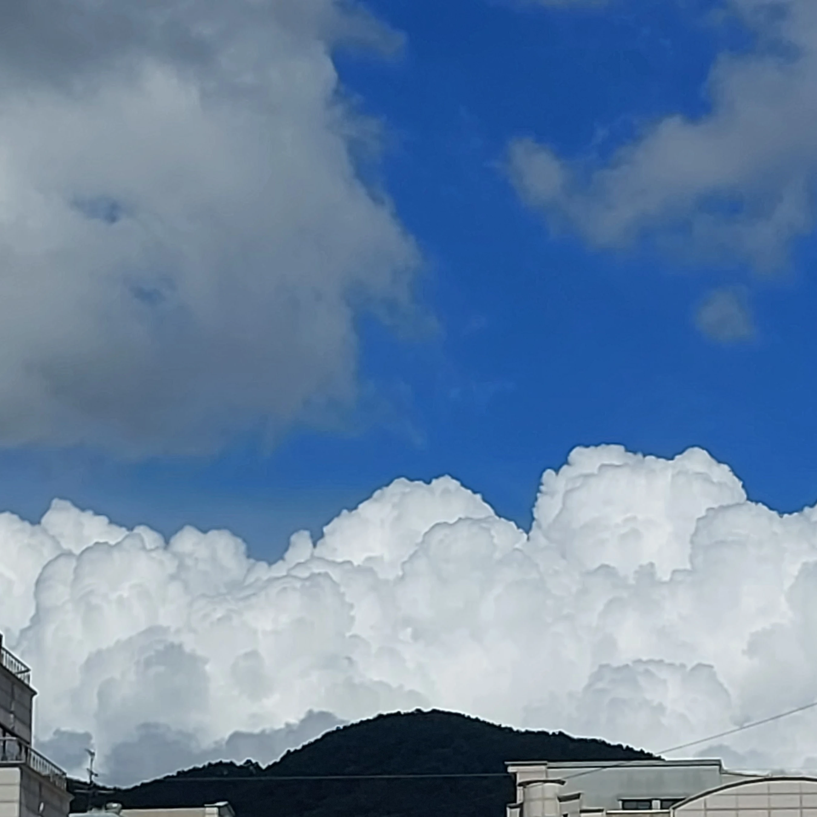 한태산