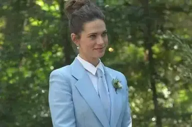 Profile image of Clara Hayes