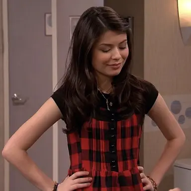 Profile image of Carly Shay