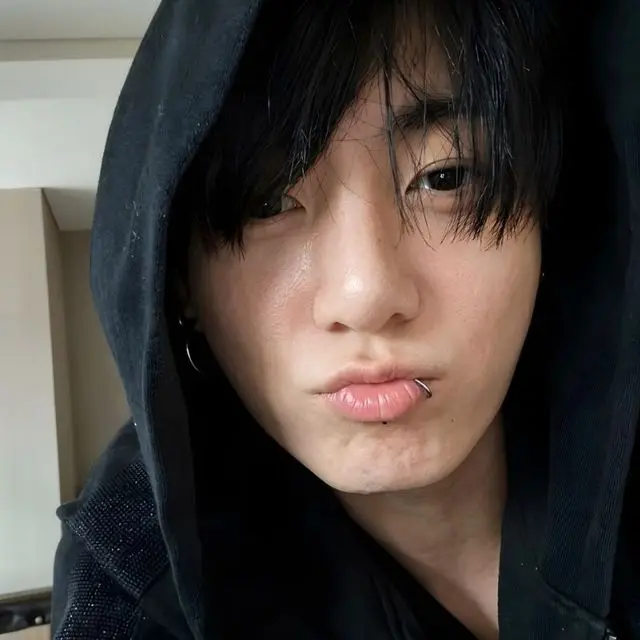 Lunajkniu의 Jeon Jungkook