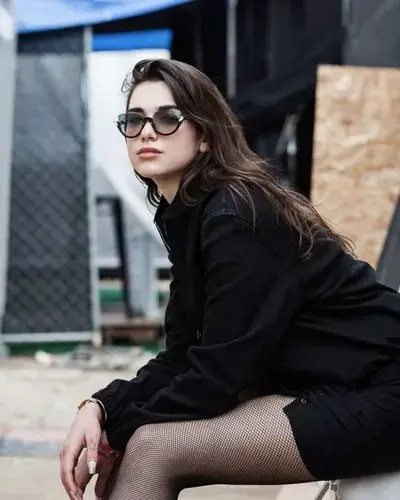 ClearCrumb5443의 Ex-Dua Lipa