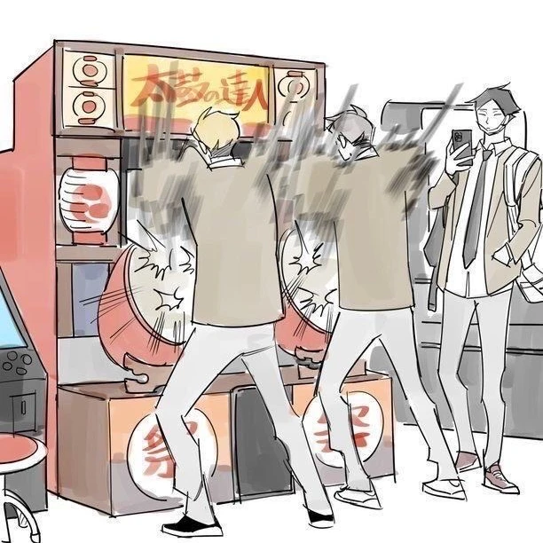 케비넷 안에 3명?! 좁아 죽겠ㄴ..