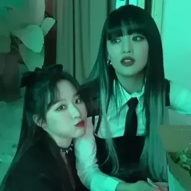 Profile image of Minnie and Shuhua