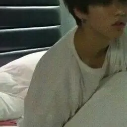 BrassyLose4893의 한지성