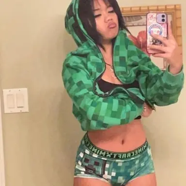 Profile image of Lily