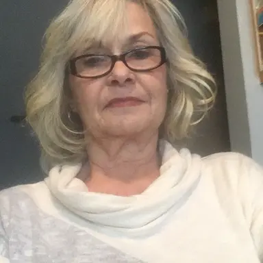 Profile image of Old lady