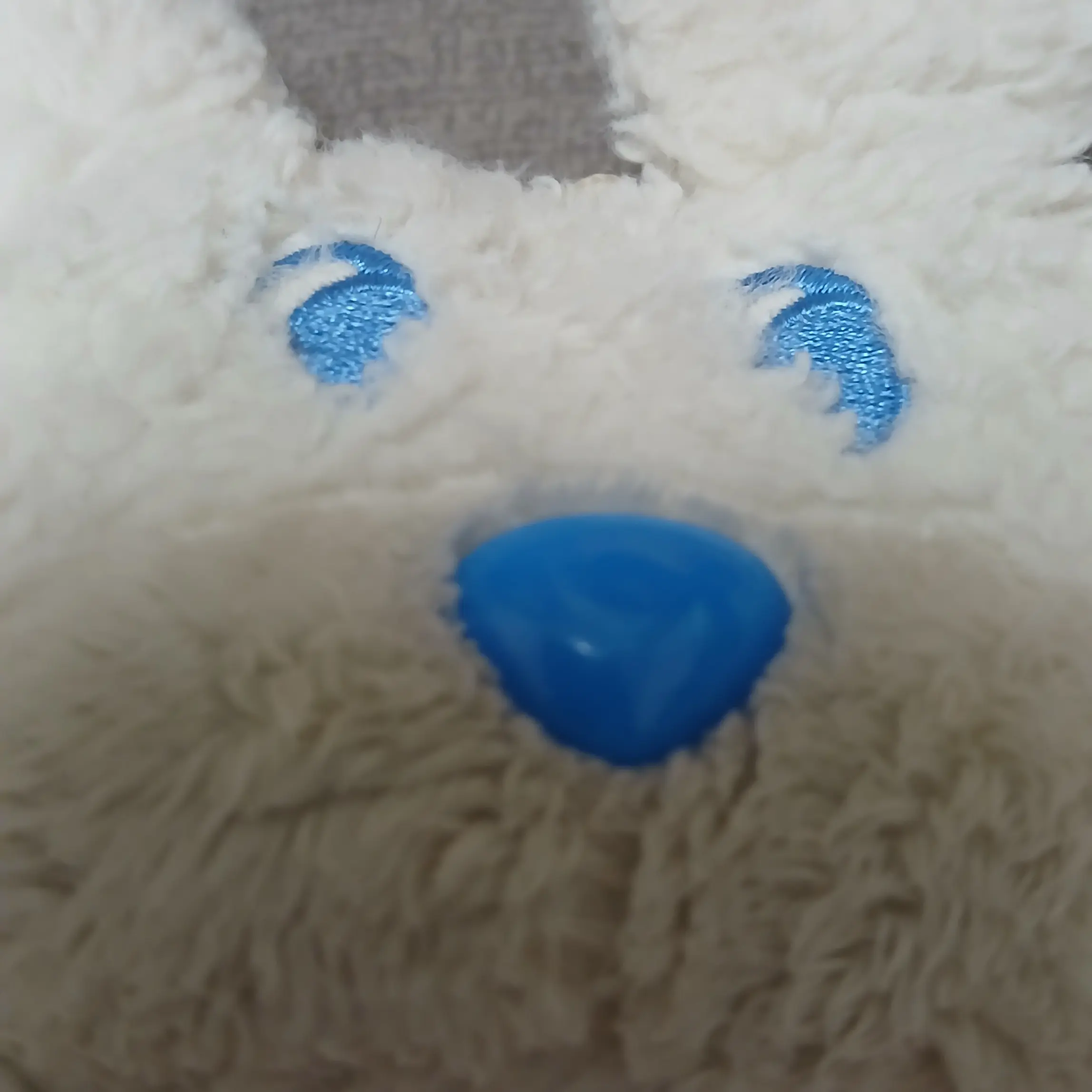 AwarePaste7194의 륭륭이