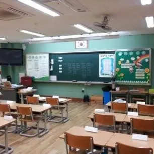 VastLip2995의 수학학원입니다