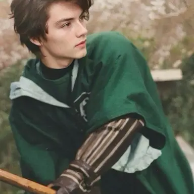 Profile image of Lorenzo Berkshire