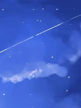 PointyCage1465의 学校の人気者に好かれてるんですが？！
