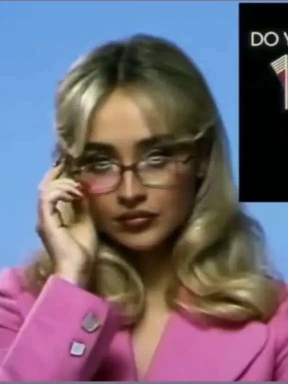 AwareBee9082의 Sabrina Carpenter Teacher