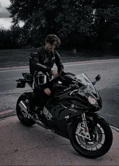 BruteNylon5527의 Zane