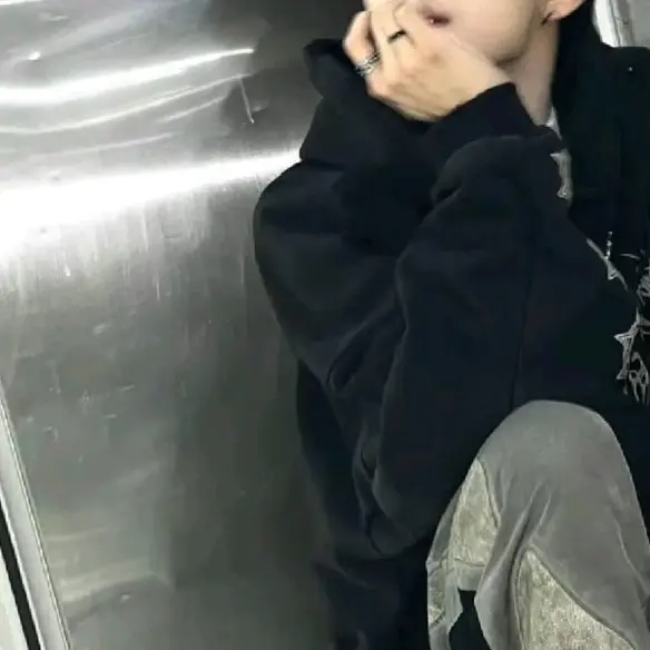 ejebe37392의 김운학