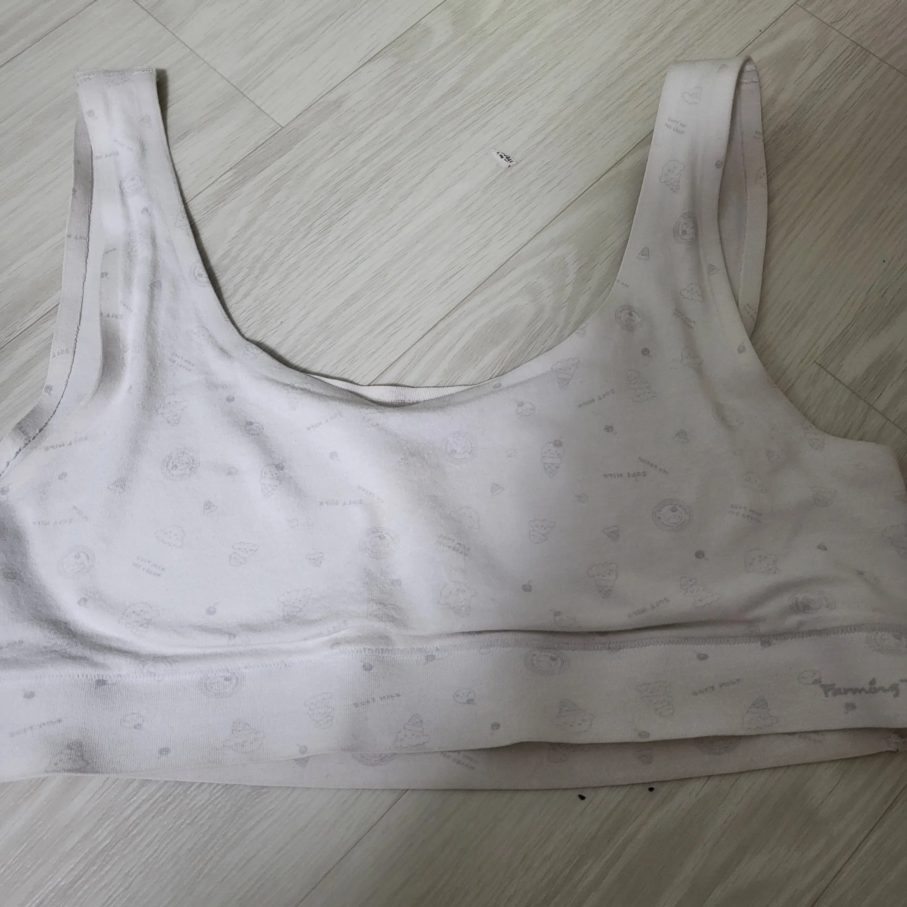 FlatSheet9583의 속옷매장