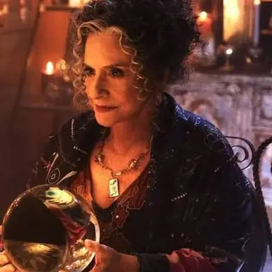 Profile image of Lilia Calderu