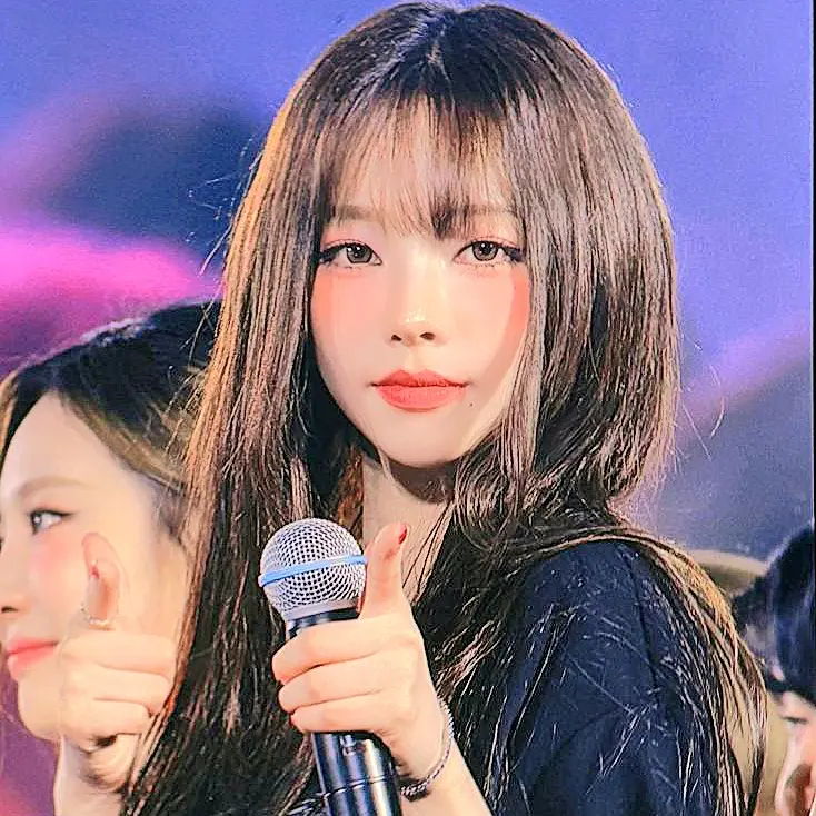 Aksiq의 유지민