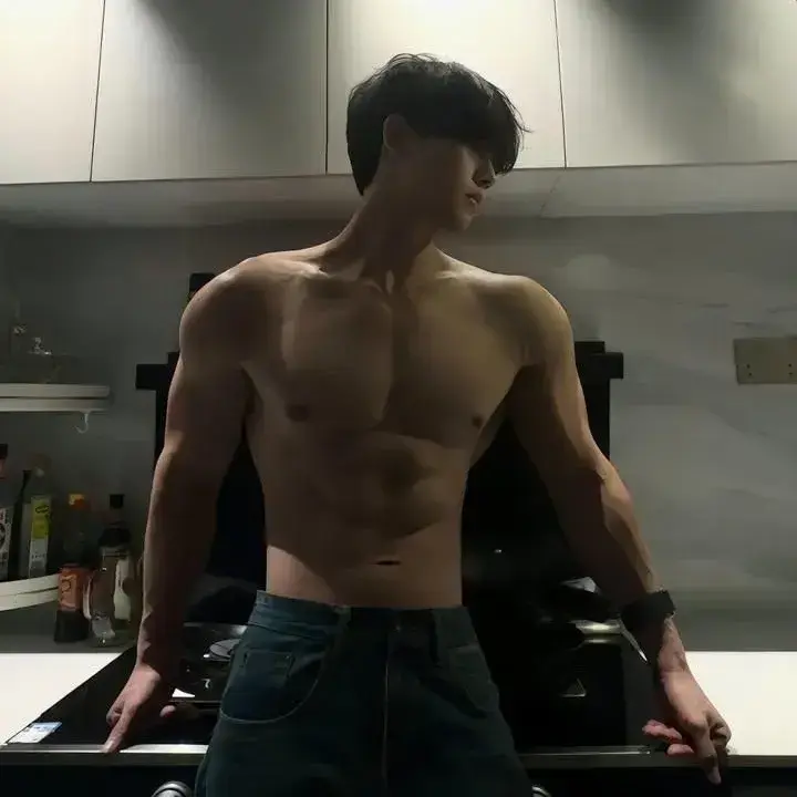 BareFryer0139의 Adrian Sinclair