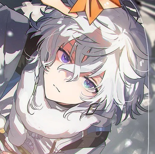 叢雲カゲツ