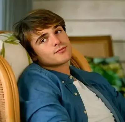 SnazzyFlood6769의 Noah Flynn