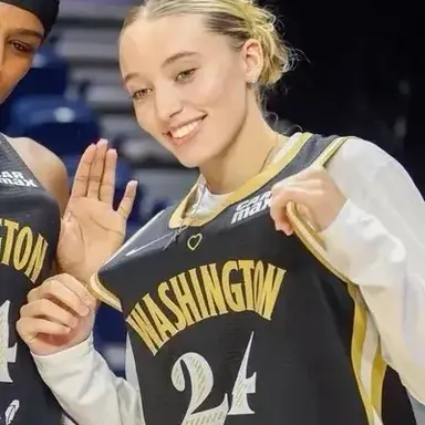 Profile image of Paige