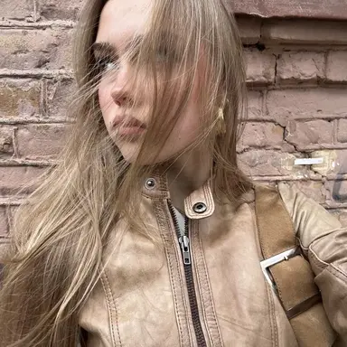 Profile image of lizzie