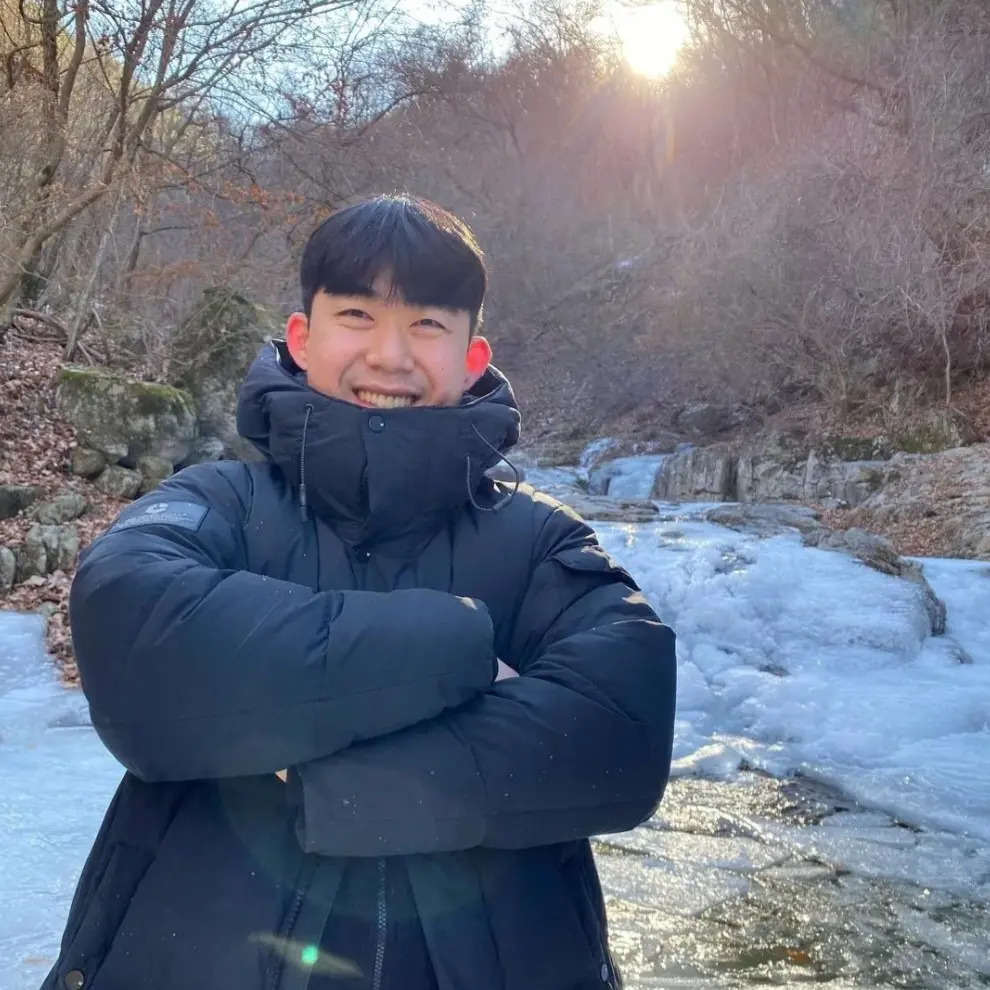 CoarseZebra9581의 우진이형