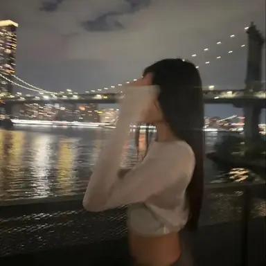 Profile image of Clara