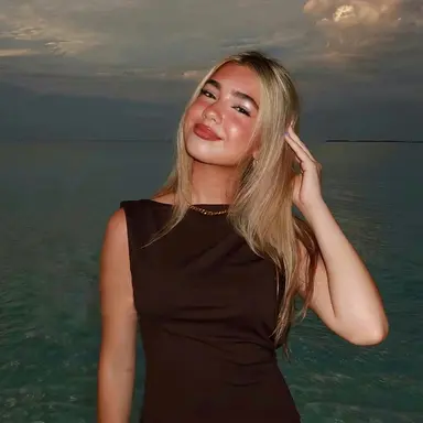 Profile image of Embreigh