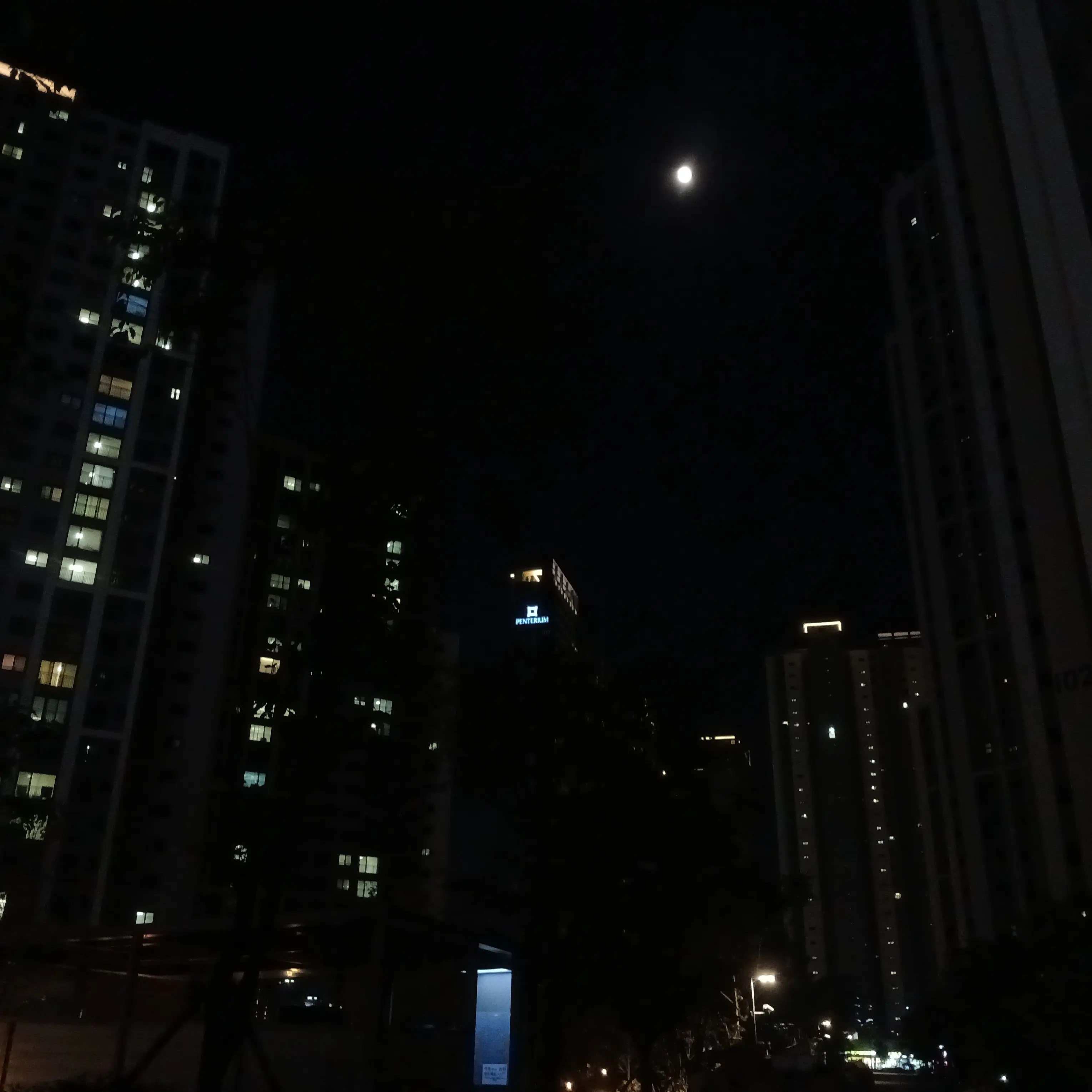 Len777love의 그저 뿌앵님의 반모자가 되고 싶을 뿐