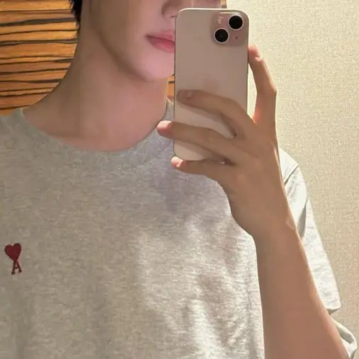 BitingPail8973의 장하오