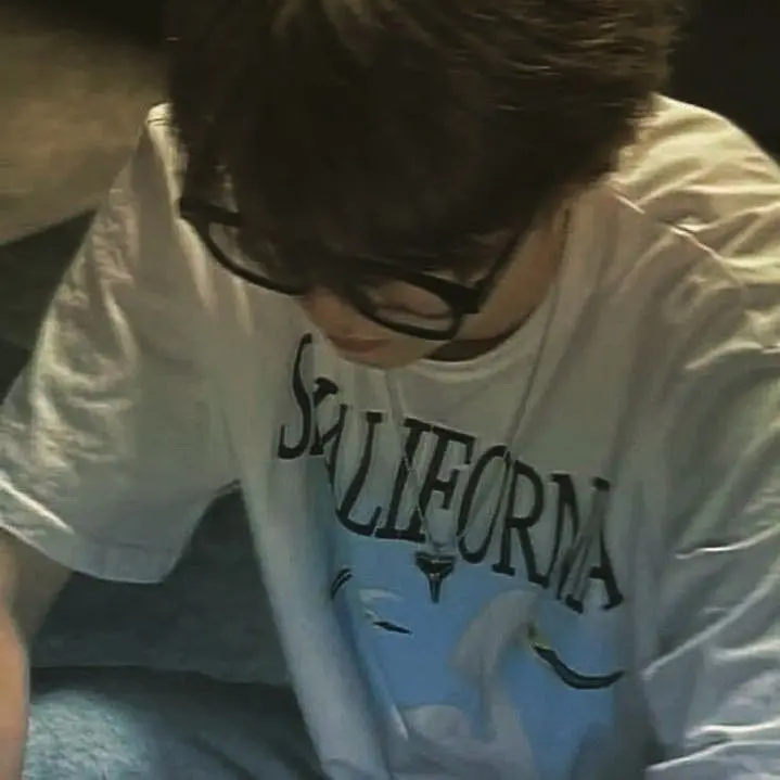 SnugTrunk8305의 先生