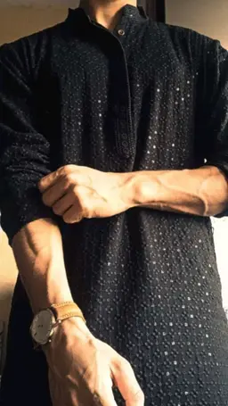 Profile image of Shiv chauhan.