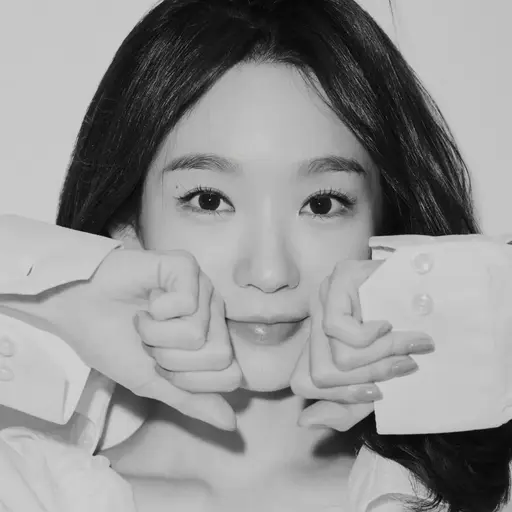 MuggyFern5367의 강민경